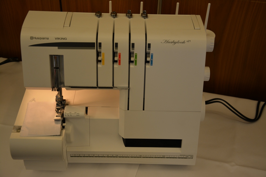 Overlock Husqvarna Huskylock S 21